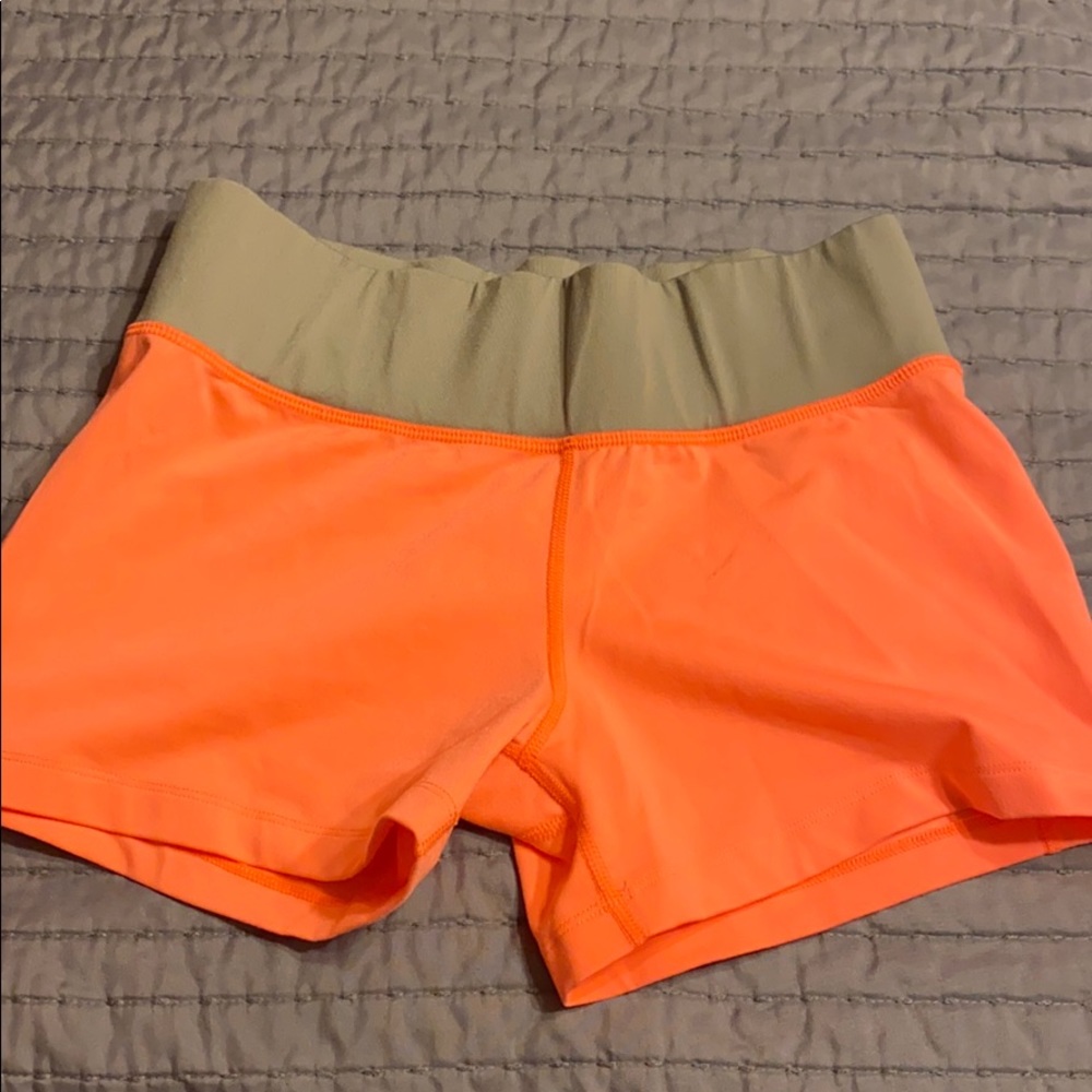 Yoga shorts